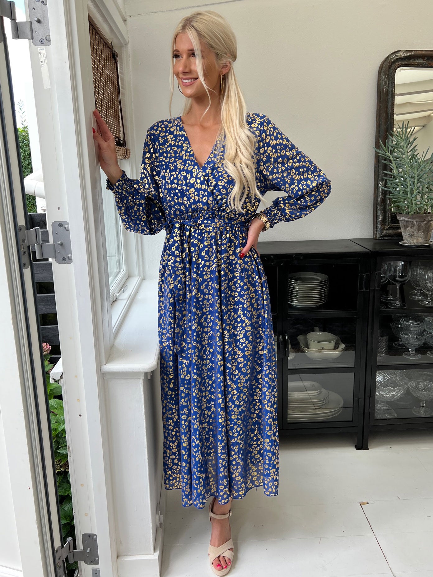 Melisse - Klänning med leopardtryck och resår under bysten